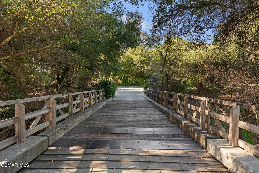 517 Lakeview Canyon Road, Westlake Village, California 91362 home-pic-6