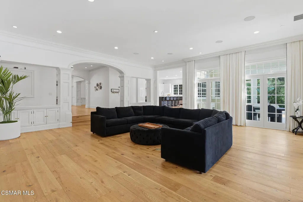 517 Lakeview Canyon Road, Westlake Village, California 91362 home-pic-27