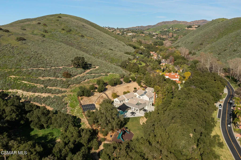 517 Lakeview Canyon Road, Westlake Village, California 91362 home-pic-5