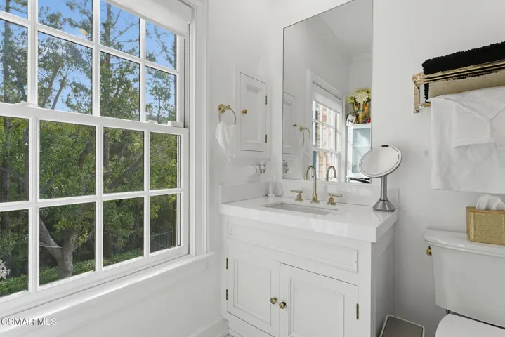 517 N Lakeview Canyon Rd_83