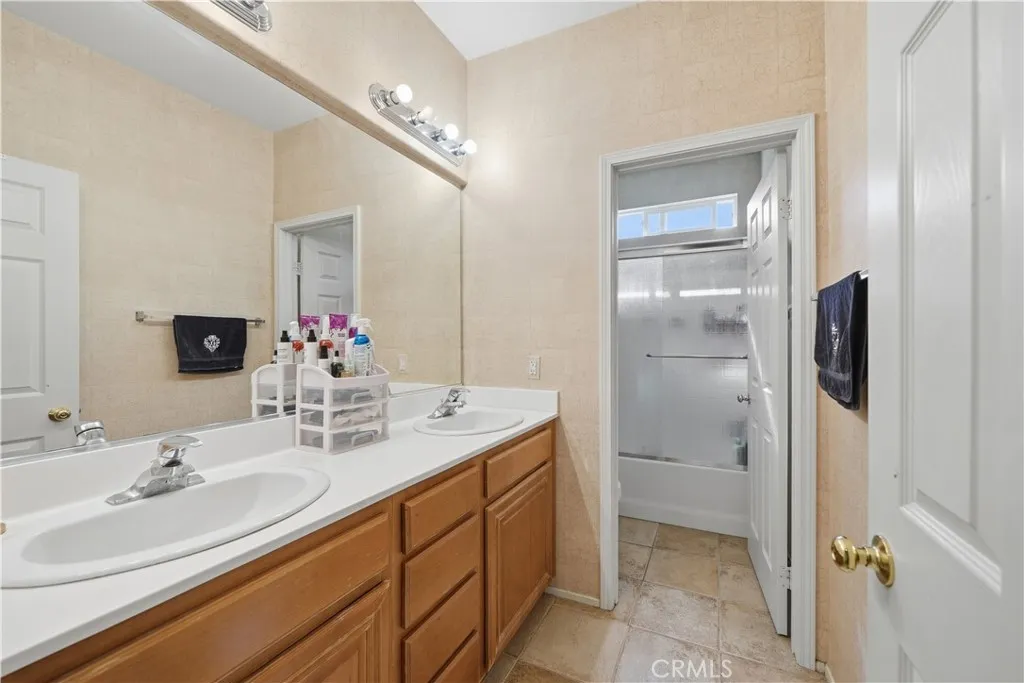 30923 Lajoe Street, Menifee, California 92584 home-pic-33