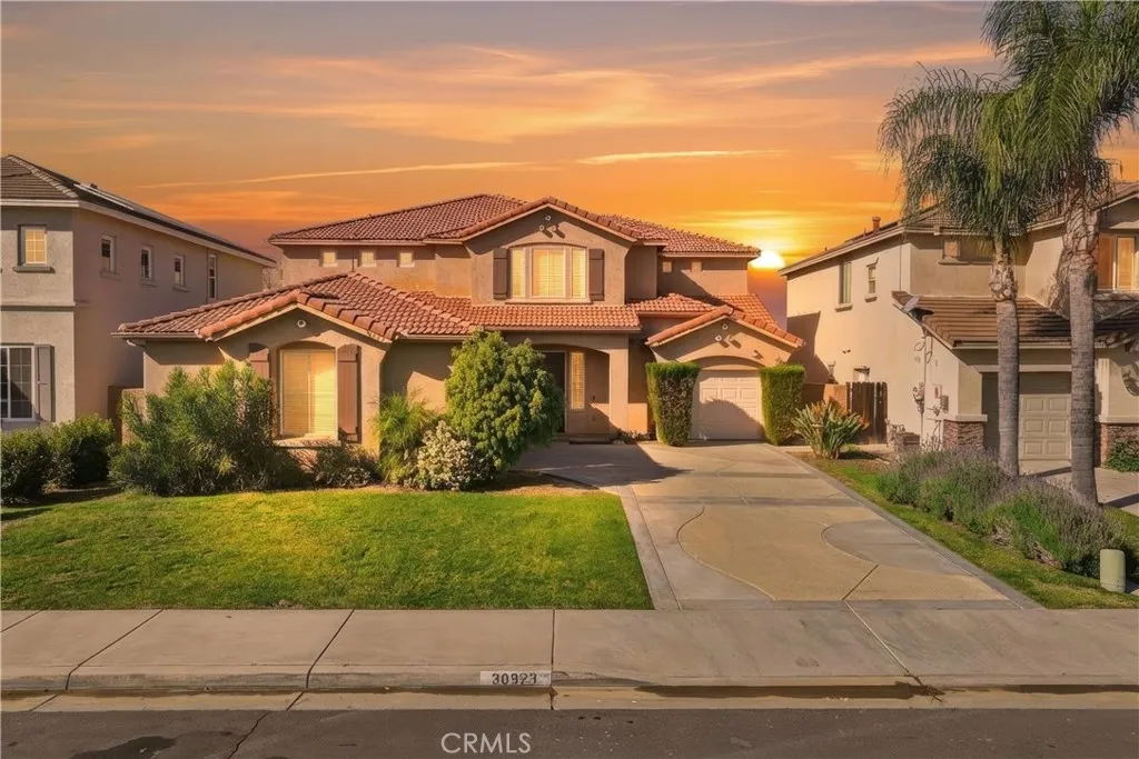 30923 Lajoe Street, Menifee, California 92584 home-pic-2