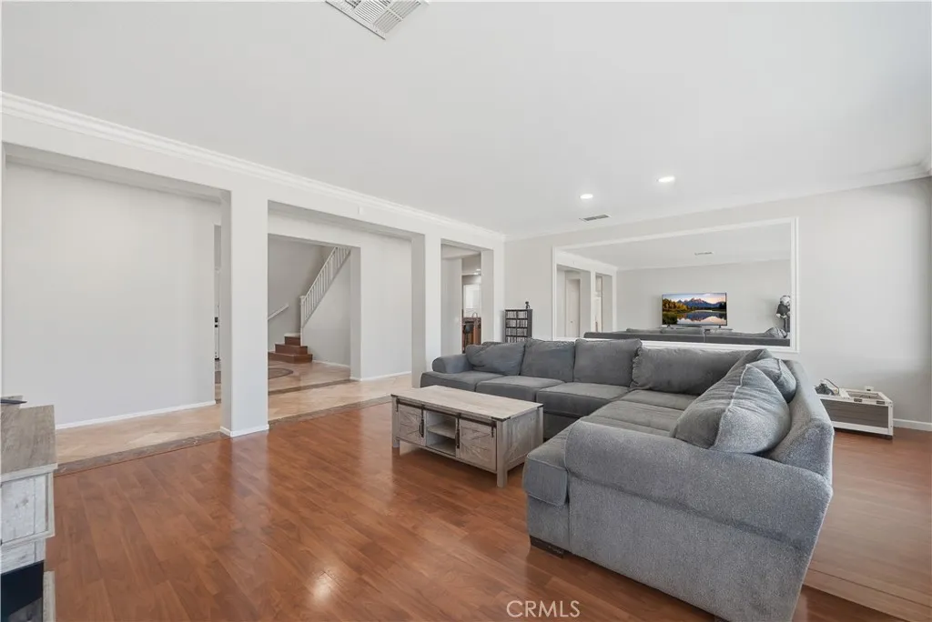 30923 Lajoe Street, Menifee, California 92584 home-pic-10