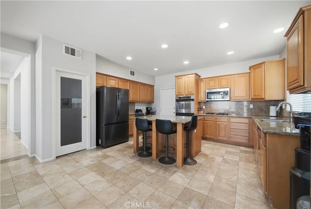 30923 Lajoe Street, Menifee, California 92584 home-pic-13