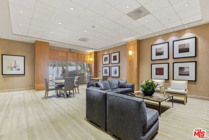 Social Room