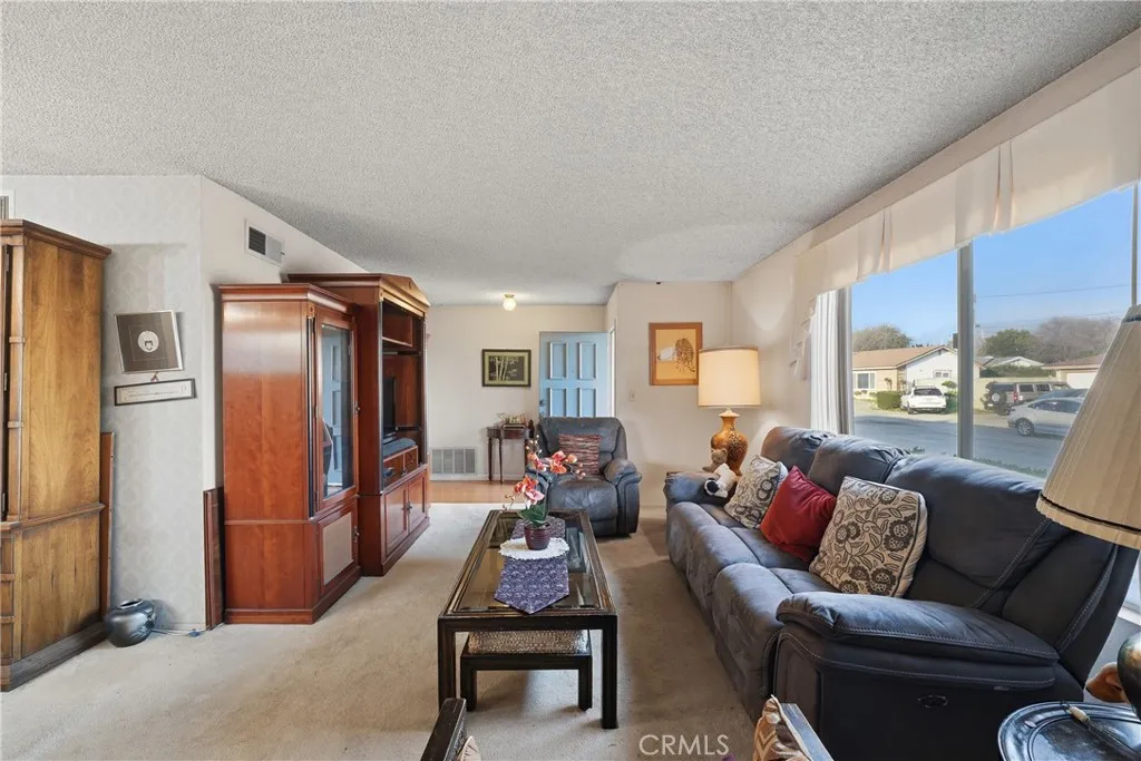 8805 Arcadia Avenue, San Gabriel, California 91775 home-pic-6
