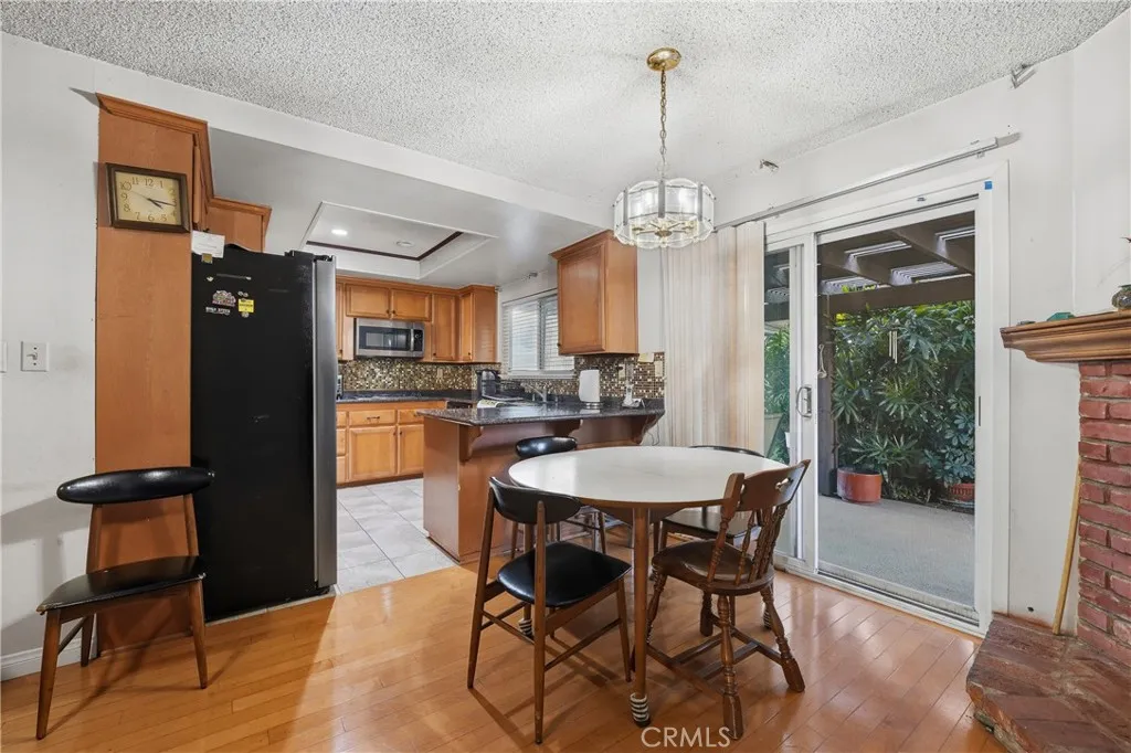 8805 Arcadia Avenue, San Gabriel, California 91775 home-pic-12