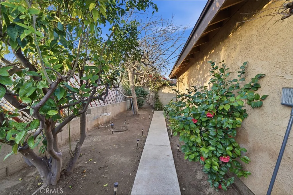 8805 Arcadia Avenue, San Gabriel, California 91775 home-pic-26