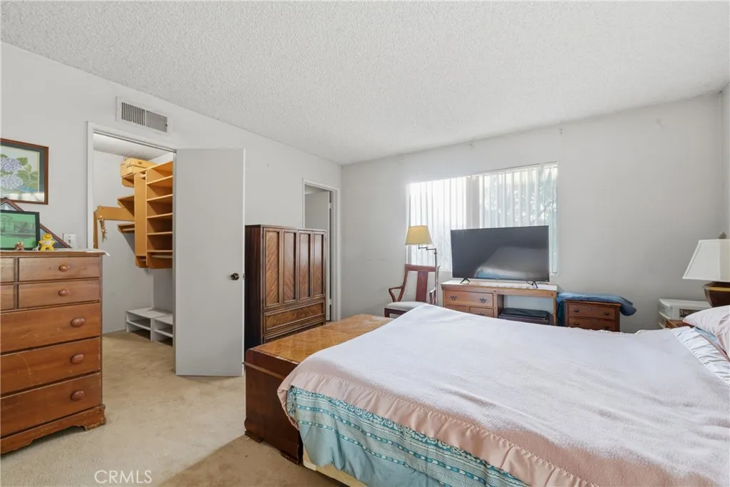 8805 Arcadia Avenue, San Gabriel, California 91775 home-pic-15