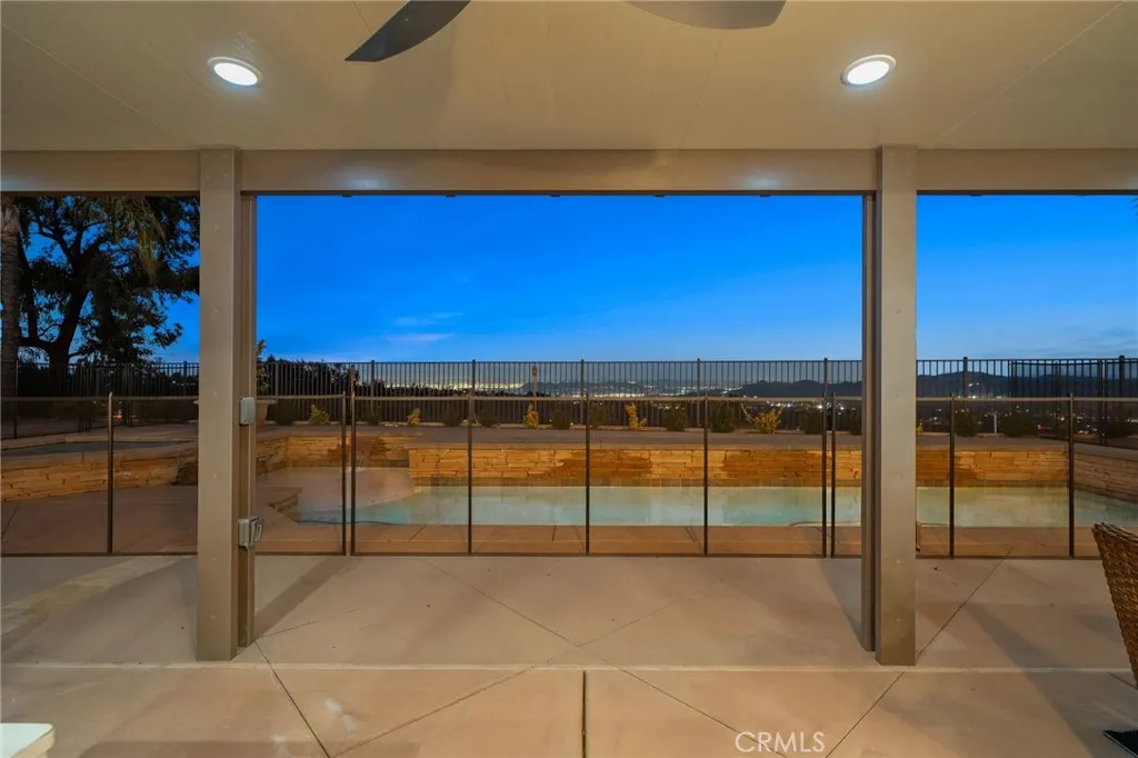 1561 Vandagriff Way, Corona, California 92883 home-pic-6