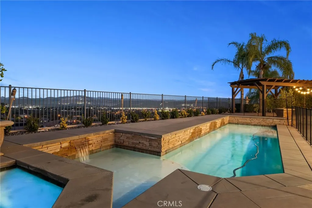 1561 Vandagriff Way, Corona, California 92883 home-pic-10