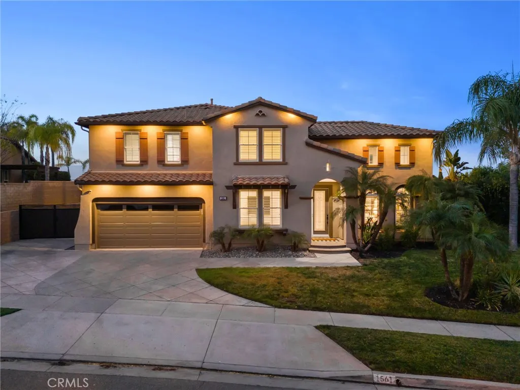 1561 Vandagriff Way, Corona, California 92883 home-pic-1