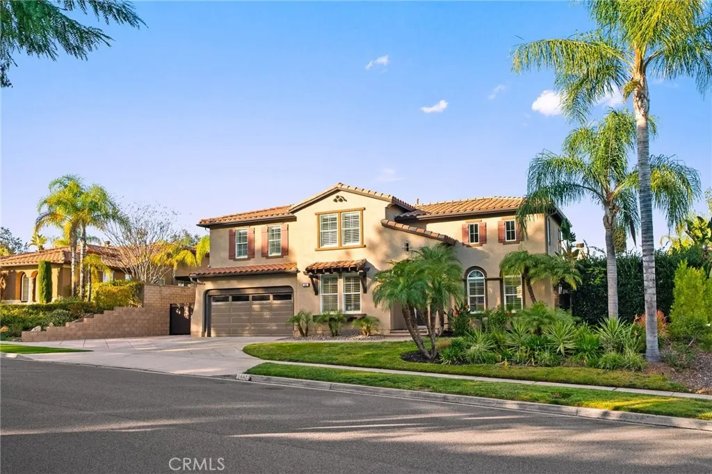 1561 Vandagriff Way, Corona, California 92883 home-pic-19