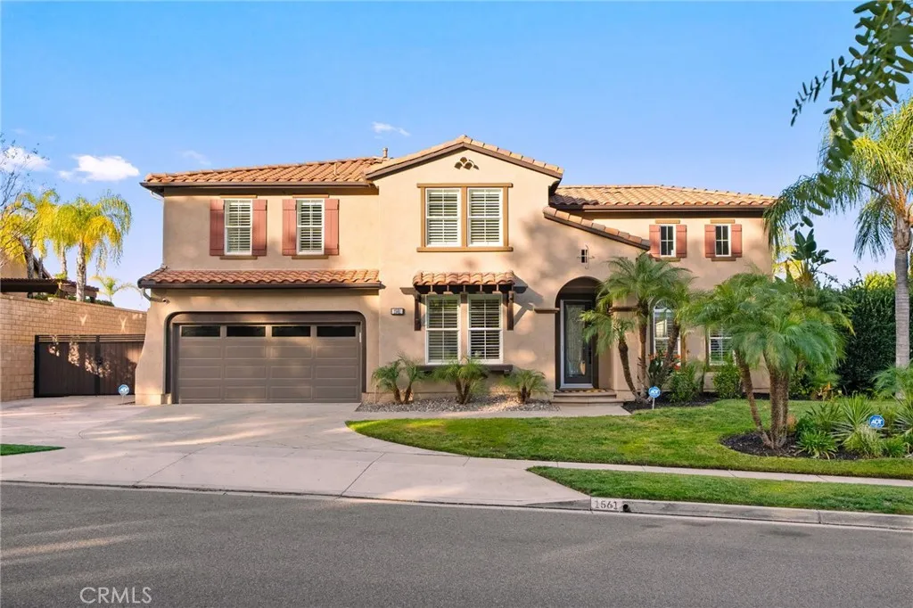 1561 Vandagriff Way, Corona, California 92883 home-pic-18