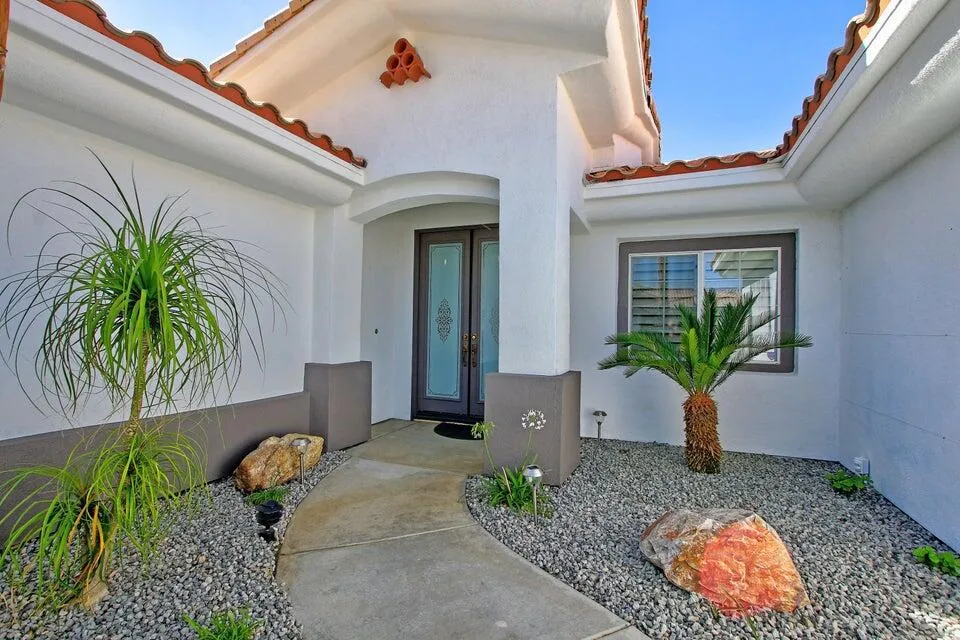 102 Clearwater Way, Rancho Mirage, California 92270 home-pic-4