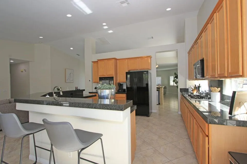 102 Clearwater Way, Rancho Mirage, California 92270 home-pic-14