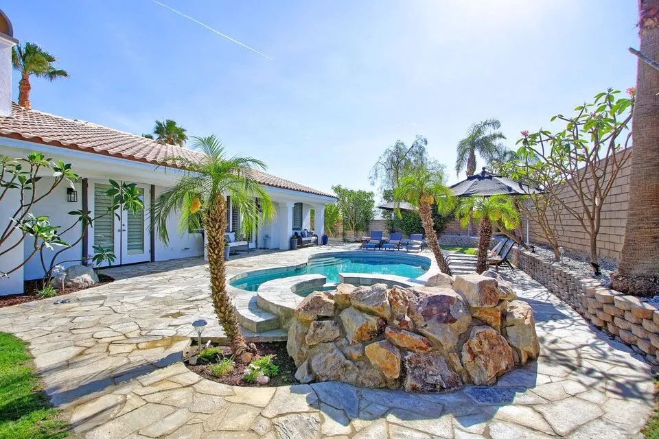 102 Clearwater Way, Rancho Mirage, California 92270 home-pic-36