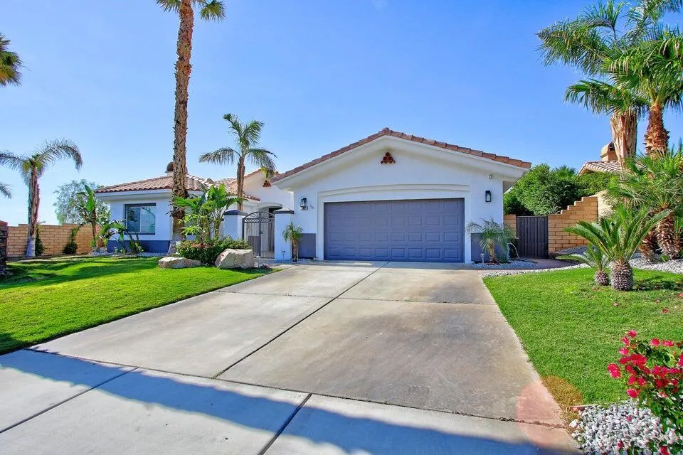 102 Clearwater Way, Rancho Mirage, California 92270 home-pic-1