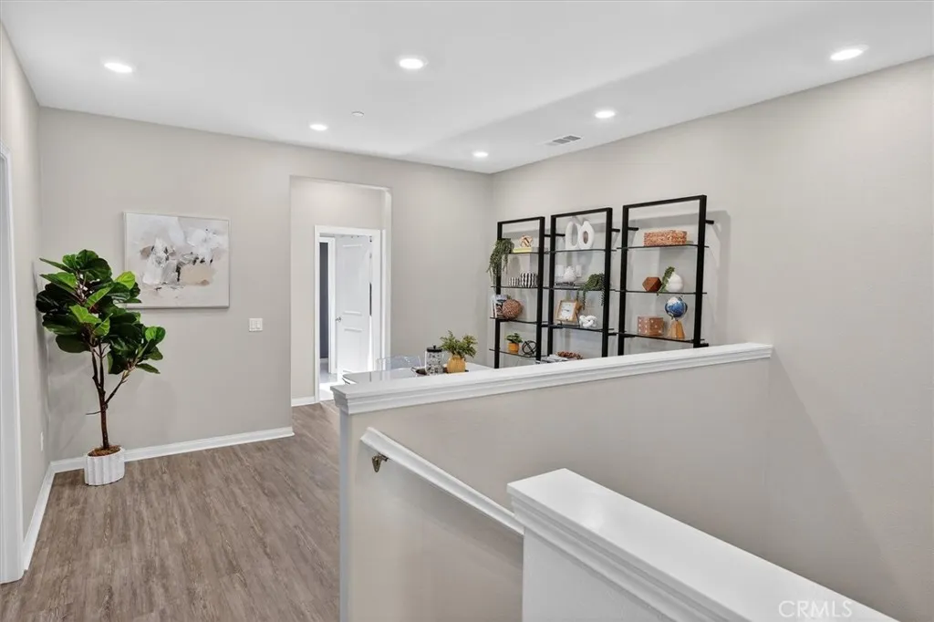 22922 Harvest Mill, Saugus, California 91350 home-pic-18