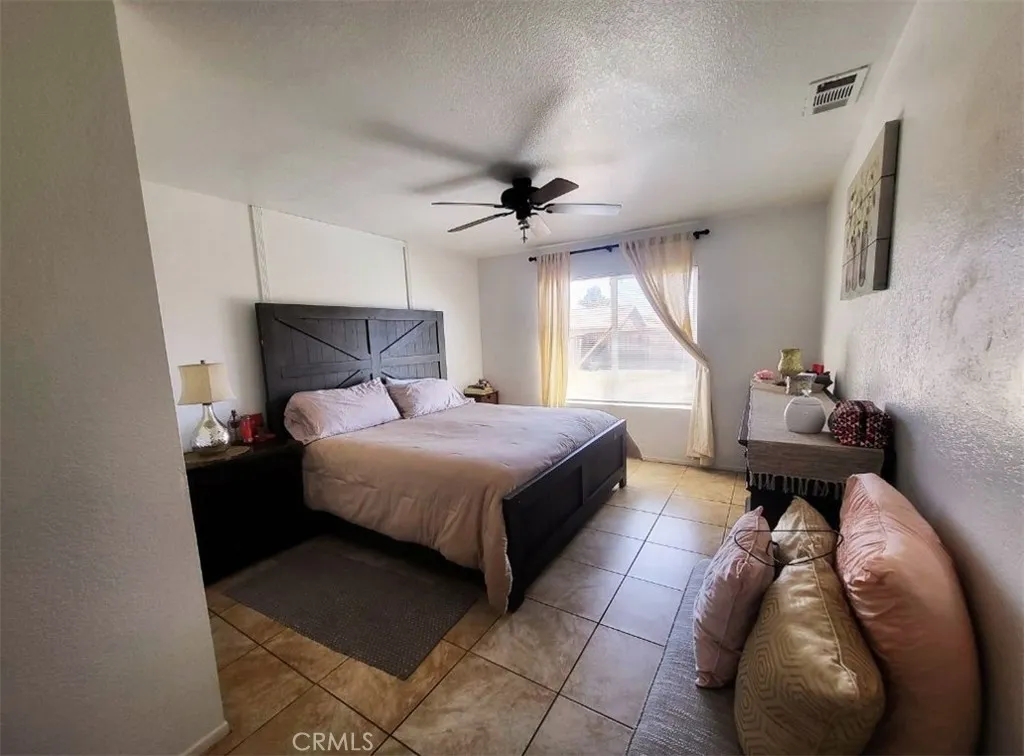 15249 Braxton, Adelanto, California 92301 home-pic-9