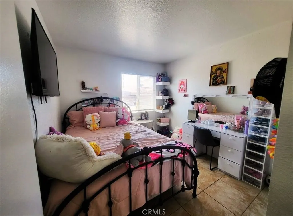 15249 Braxton, Adelanto, California 92301 home-pic-13