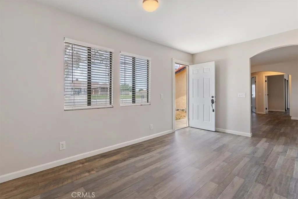 43324 45th Street W, Lancaster, California 93536 home-pic-4