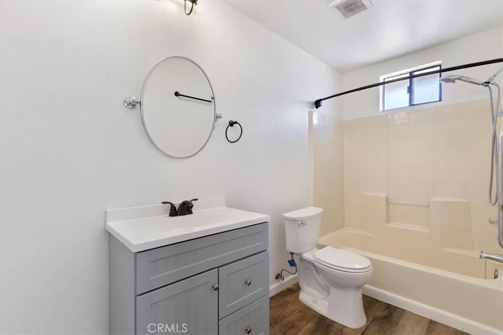 43324 45th Street W, Lancaster, California 93536 home-pic-14