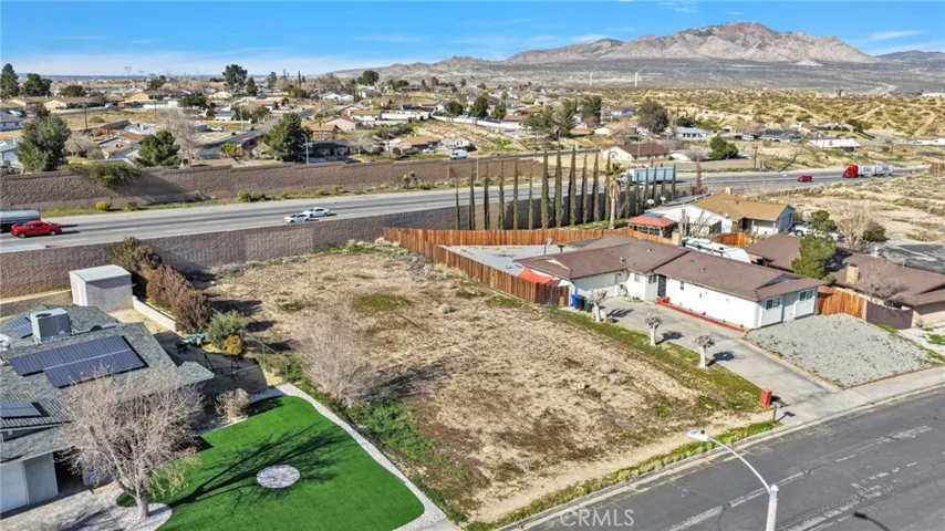 15860 La Paz, Victorville, California 92395