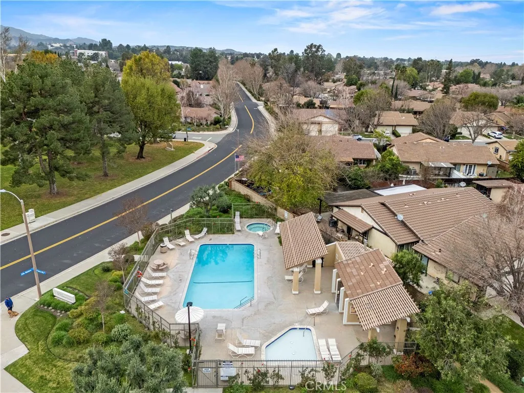 25637 Almendra, Valencia, California 91355 home-pic-30