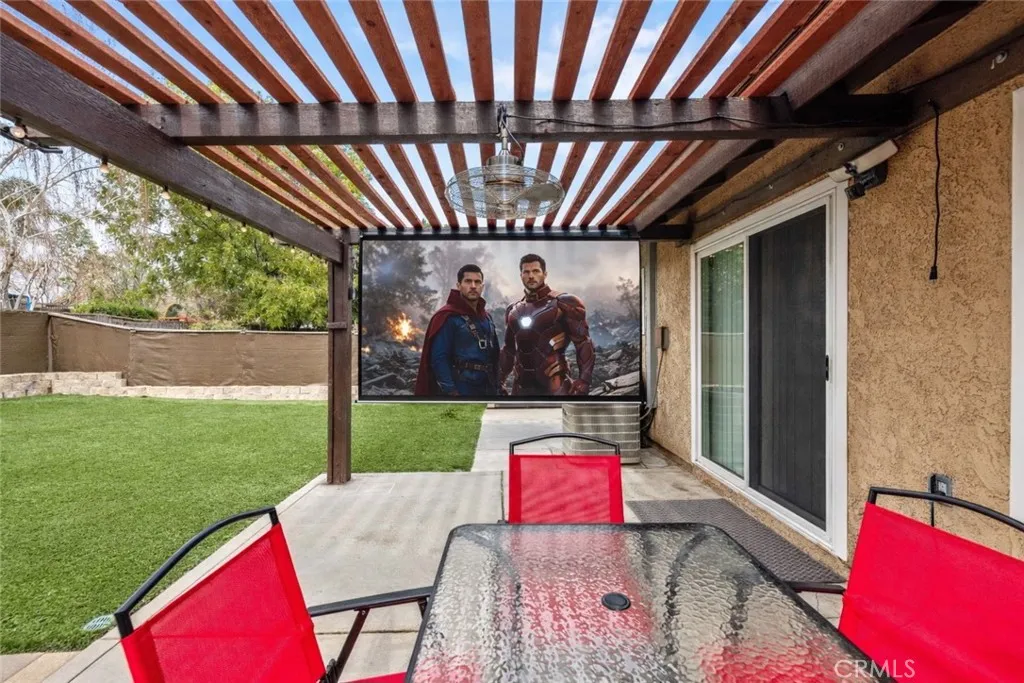 25637 Almendra, Valencia, California 91355 home-pic-25