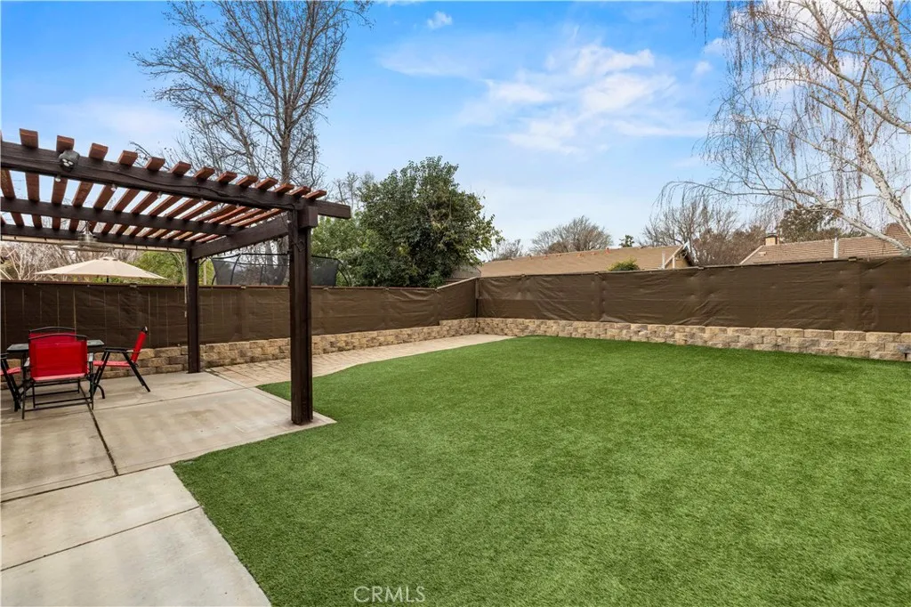 25637 Almendra, Valencia, California 91355 home-pic-22