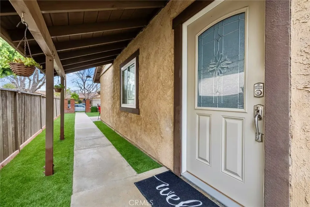 25637 Almendra, Valencia, California 91355 home-pic-3