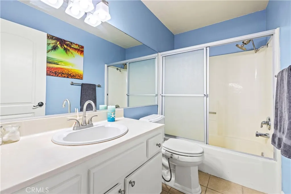 25637 Almendra, Valencia, California 91355 home-pic-14