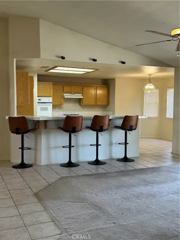 Kitchen bar