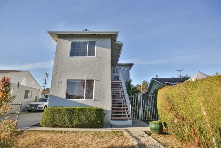 1139 E 67th Street, Inglewood, California 90302