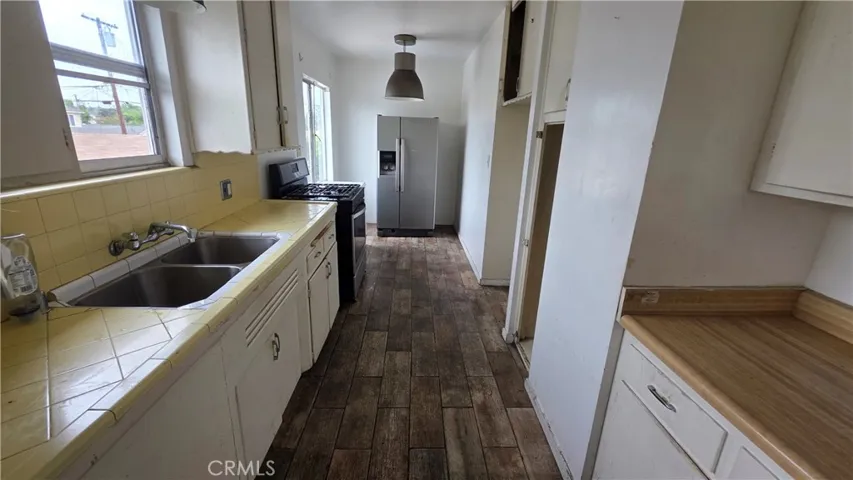 1139 E 67th Street, Inglewood, California 90302