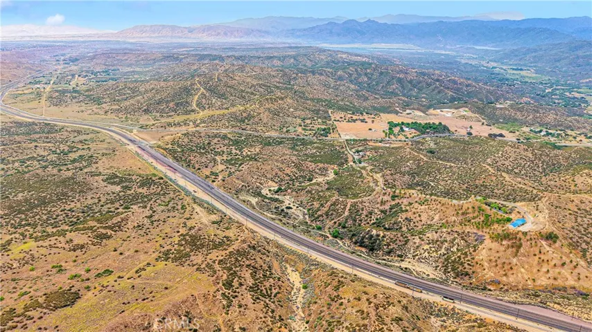 4550 Summit Valley Road, Hesperia, California 92345