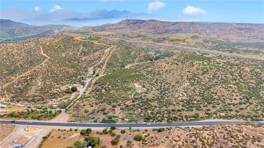 4550 Summit Valley Road, Hesperia, California 92345