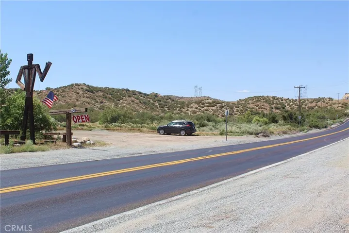4550 Summit Valley Road, Hesperia, California 92345