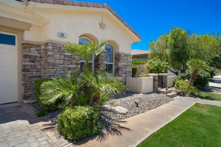10-web-or-mls-GTPienzaExterior_2022_010