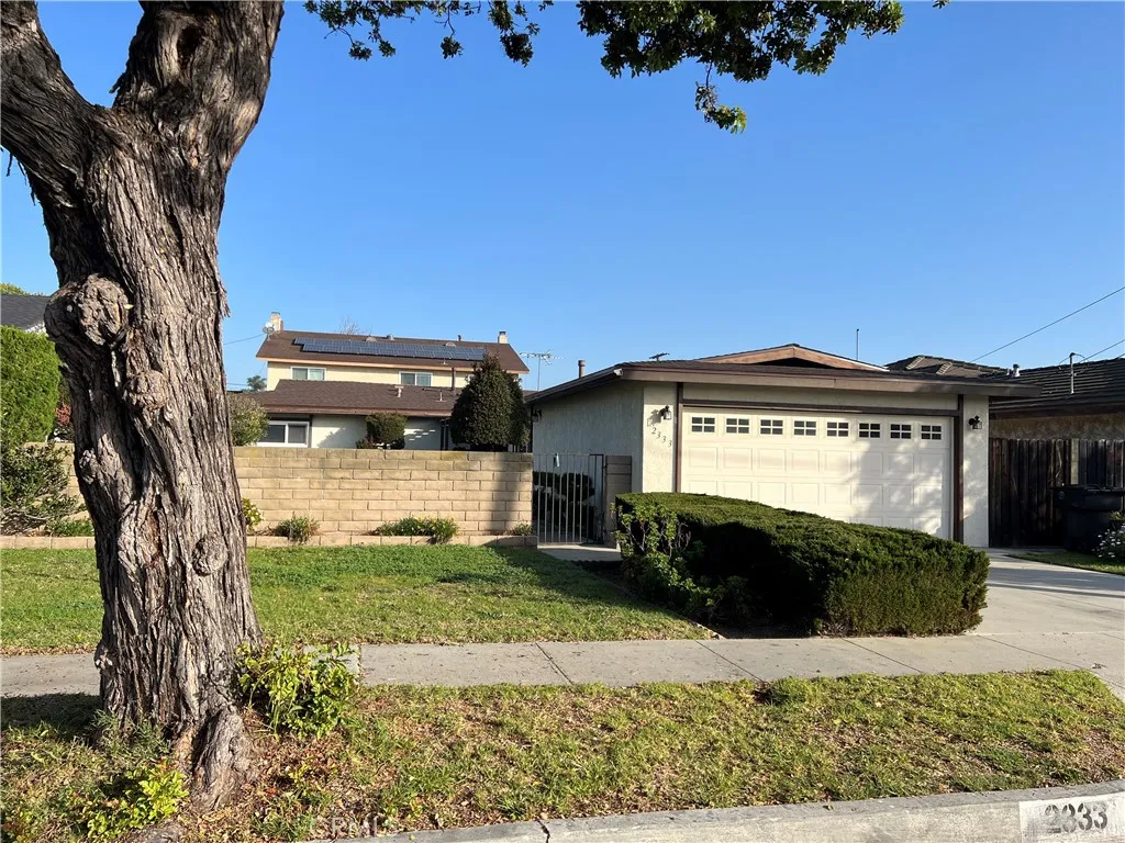 2333 W 230th Place, Torrance, California 90501 home-pic-1