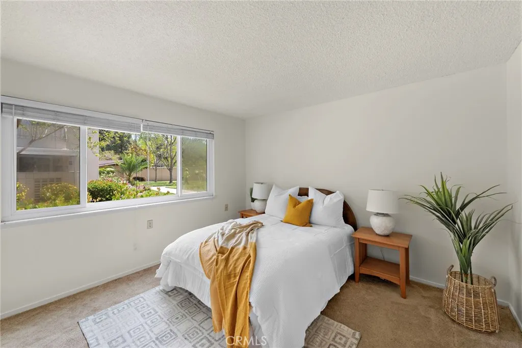 174 Avenida Majorca, Laguna Woods, California 92637 home-pic-5