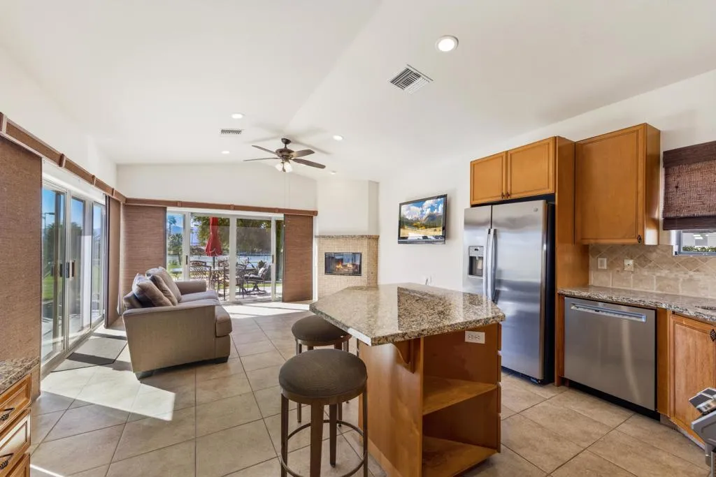 86127 Arrowood Avenue, Coachella, California 92236 home-pic-3