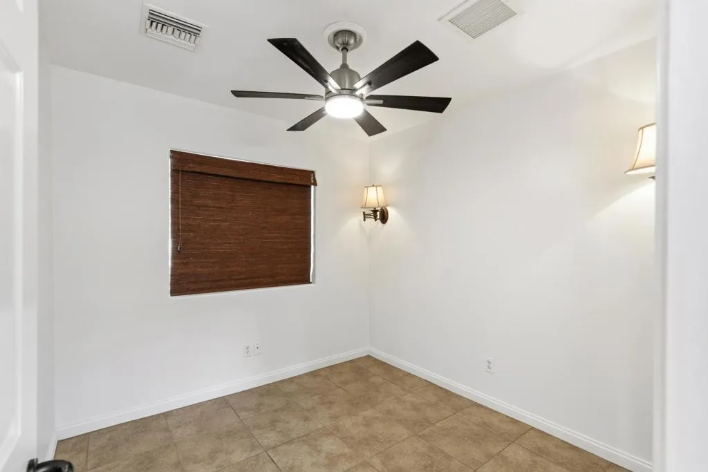 86127 Arrowood Avenue, Coachella, California 92236 home-pic-11