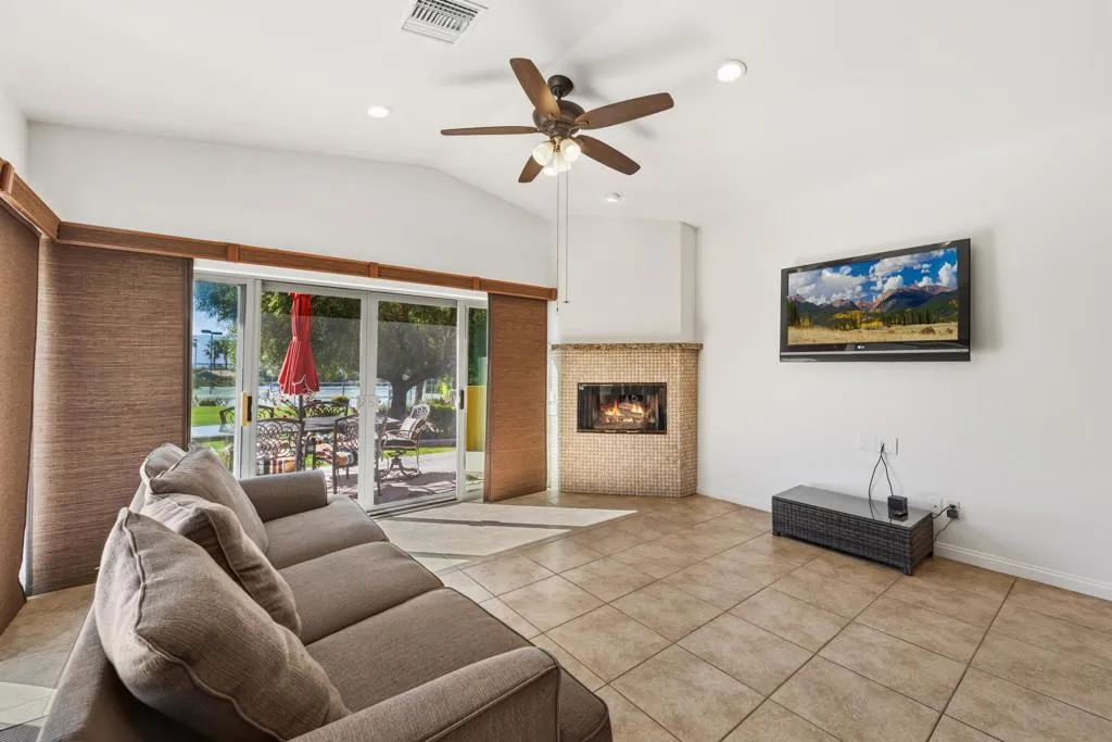 86127 Arrowood Avenue, Coachella, California 92236 home-pic-5