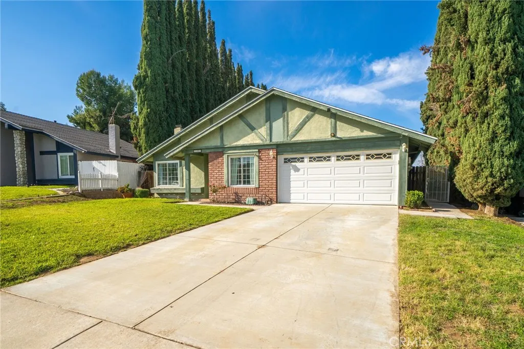 3282 Gallion, Riverside, California 92503 home-pic-3