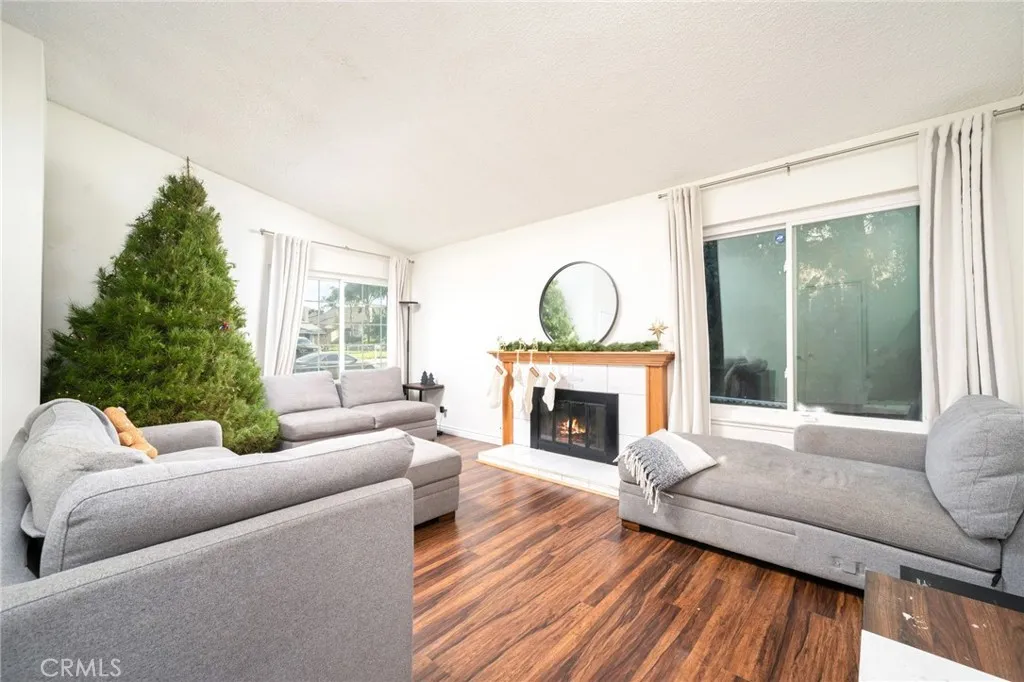 3282 Gallion, Riverside, California 92503 home-pic-9