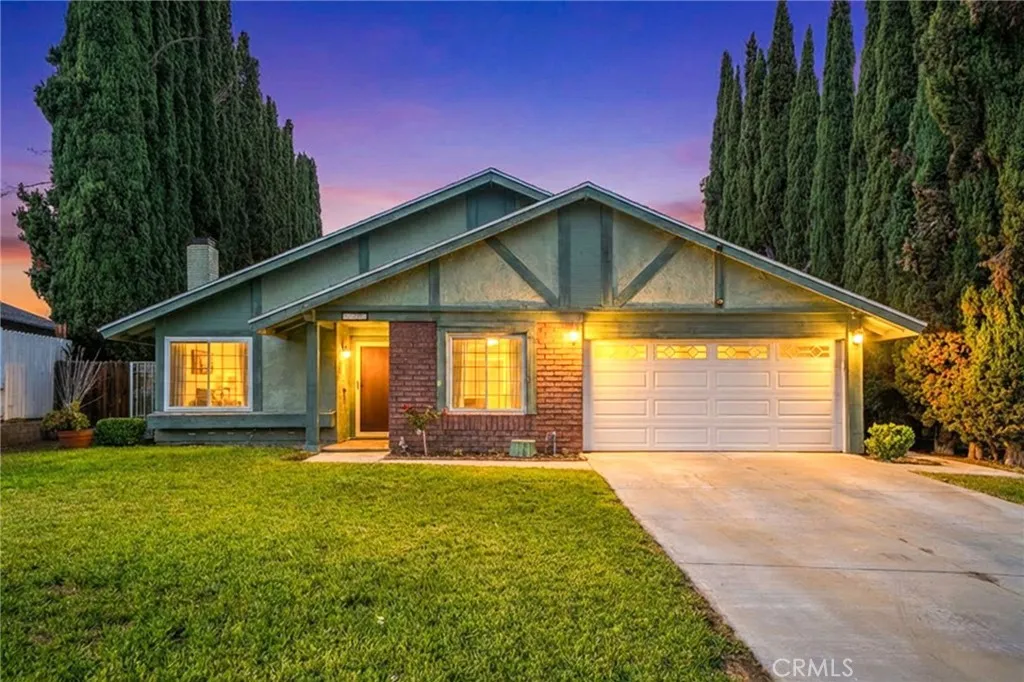 3282 Gallion, Riverside, California 92503 home-pic-1