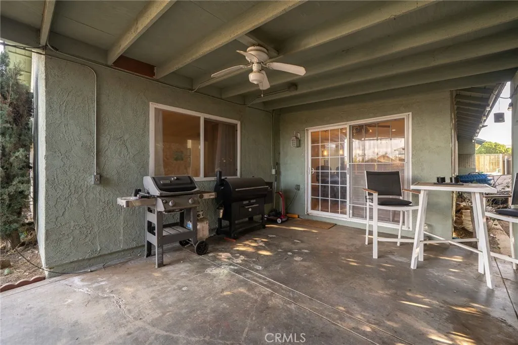 3282 Gallion, Riverside, California 92503 home-pic-25