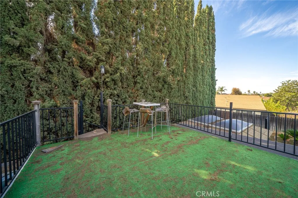 3282 Gallion, Riverside, California 92503 home-pic-28